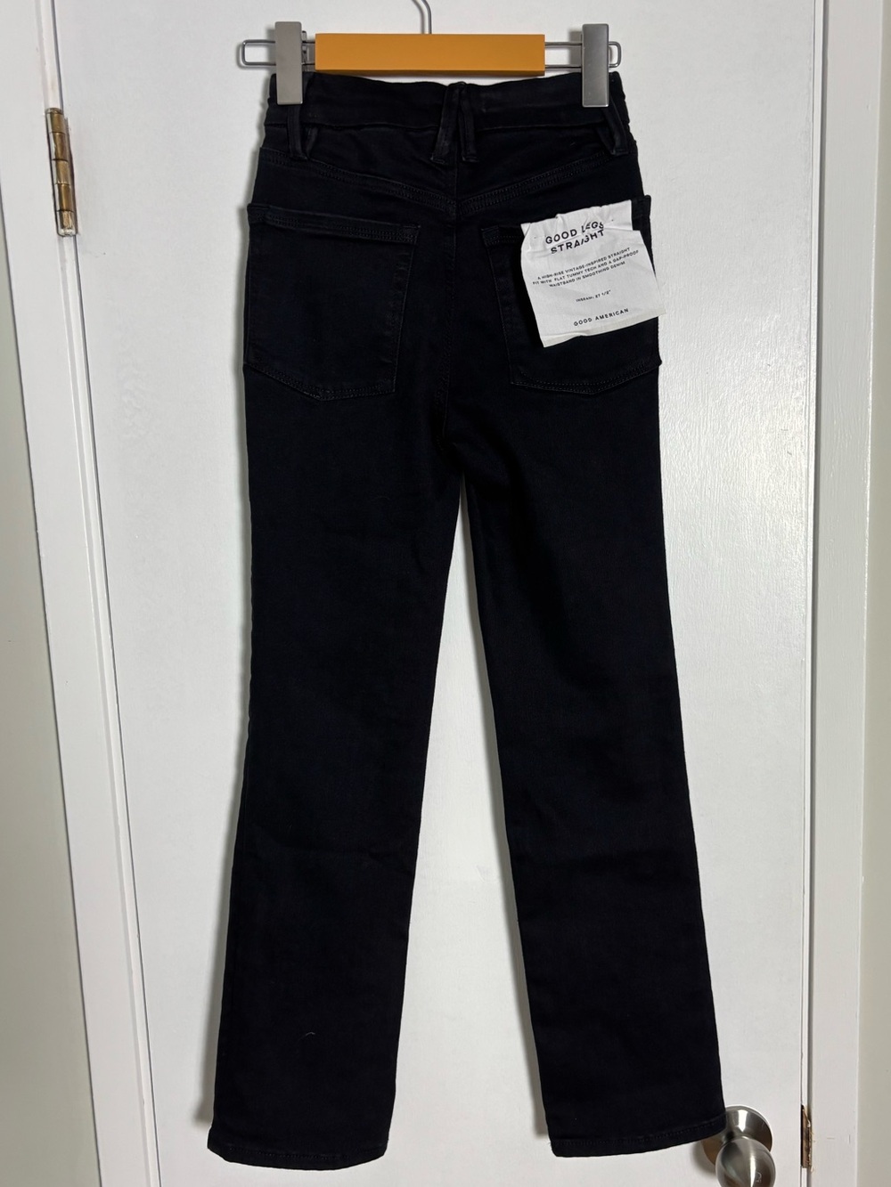 Good American Good Legs Straight Pull-On Jeans Black High Rise NWT Sz 0 - Picture 5 of 7